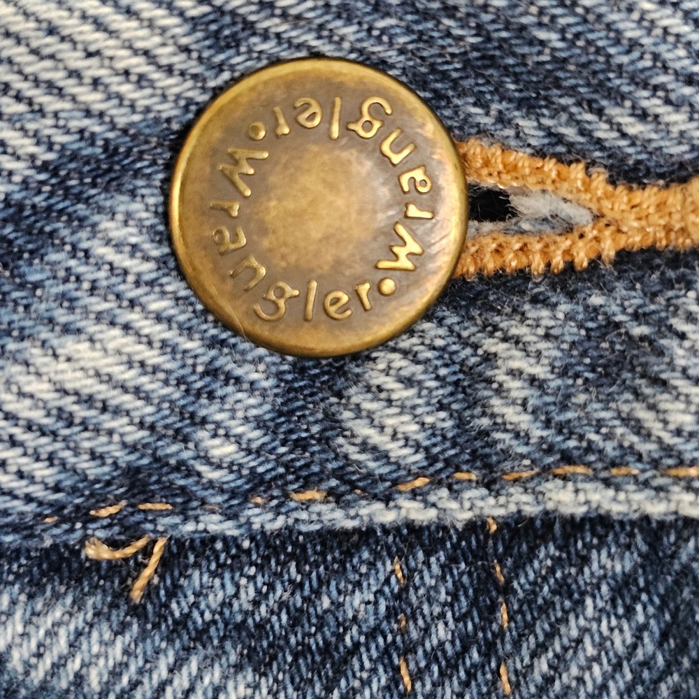 Wrangler Hero Authentic Jeans Mens 33x30 Reg. Fit Straight Leg Medium Wash Denim - Picture 5 of 11